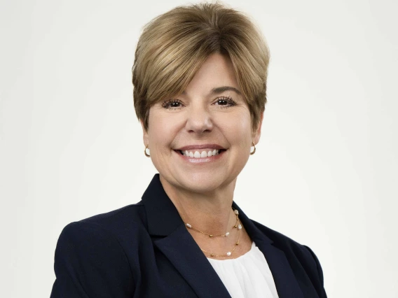 Portrait of Heidi Grant