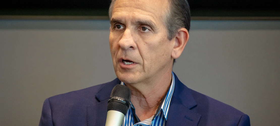 Juan Cardenas, Intec Automation, V.P. Sales & Applications Engineering, speaking at the AZ Healthcare Delegation.