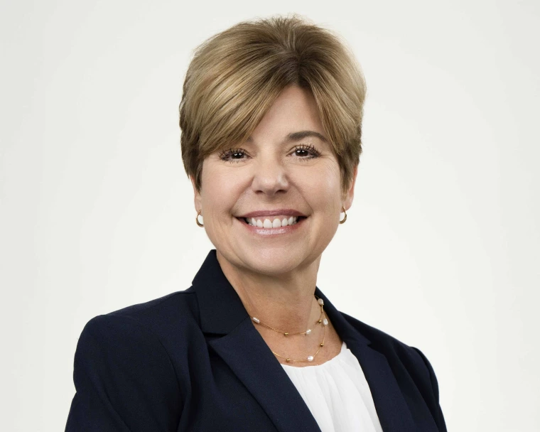 Portrait of Heidi Grant